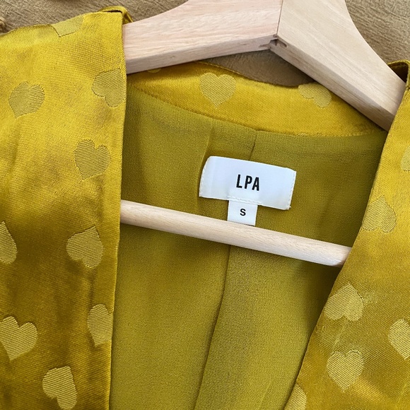 LPA top - Picture 2 of 4